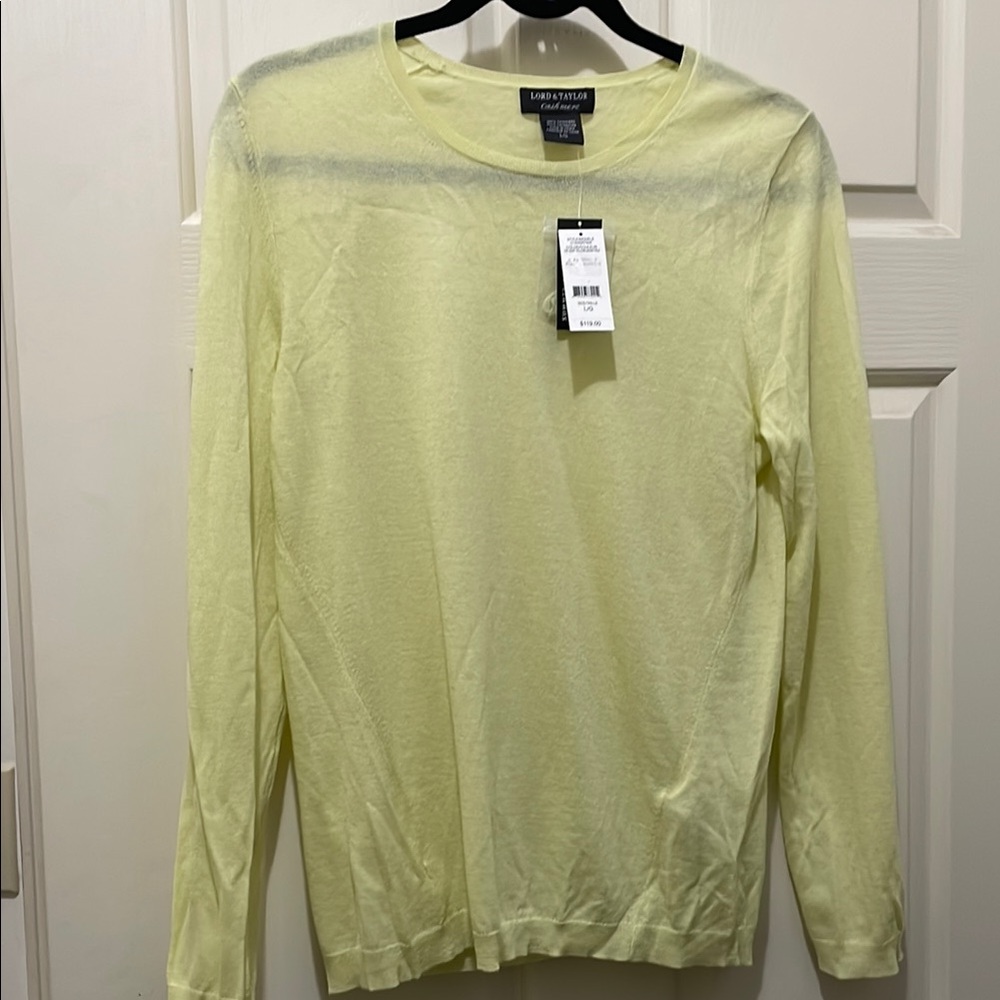 Lord & Taylor light yellow cashmere sweater (sz lg)